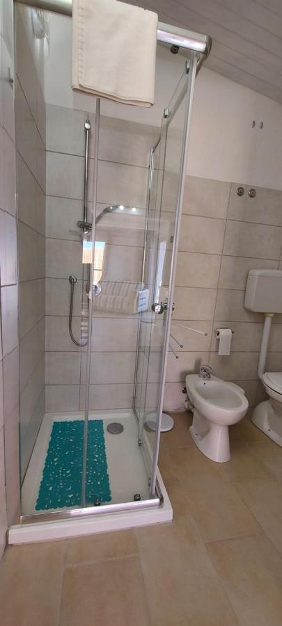 דירות קאלאסטה Casa Da Gino מראה חיצוני תמונה